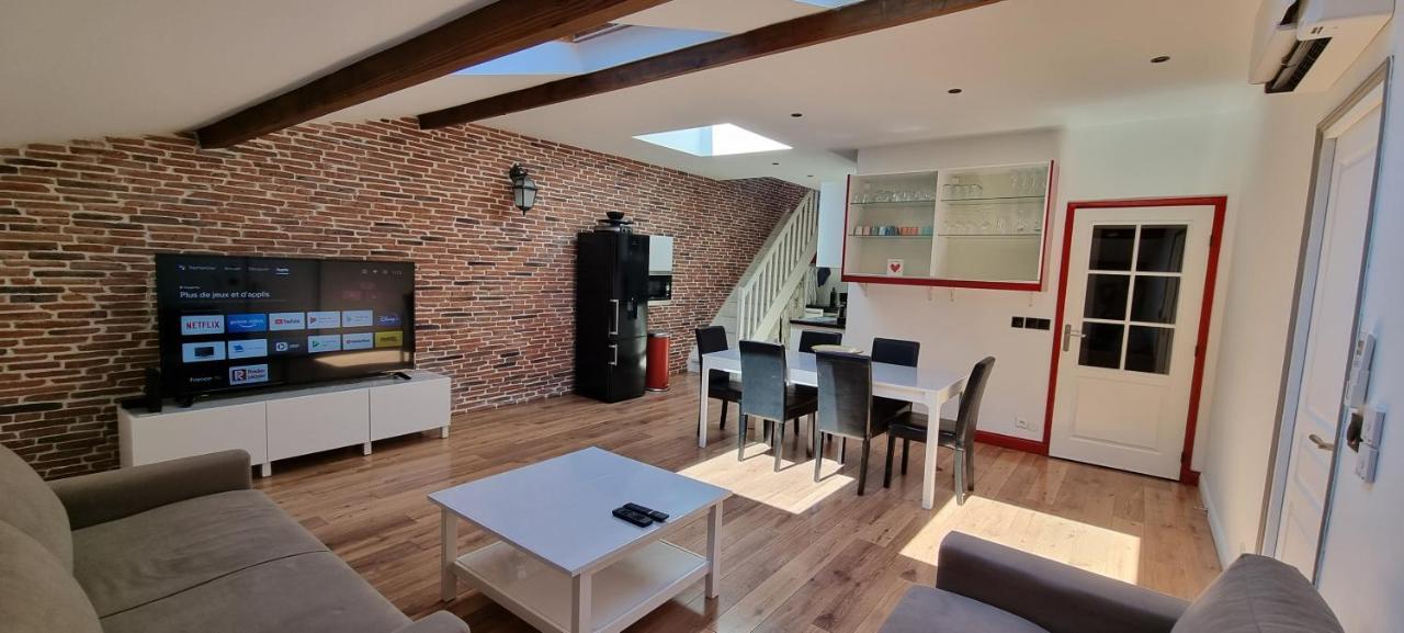 Loft 80M2 En Plein Coeur De La Vieille Ville 3 Etoiles Тулон Екстер'єр фото