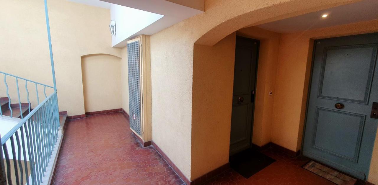 Loft 80M2 En Plein Coeur De La Vieille Ville 3 Etoiles Тулон Екстер'єр фото